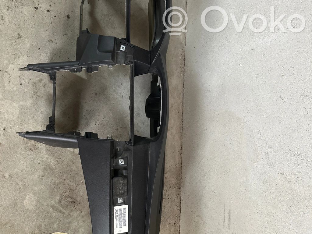 BMW 5 E60 E61 Panelė 
