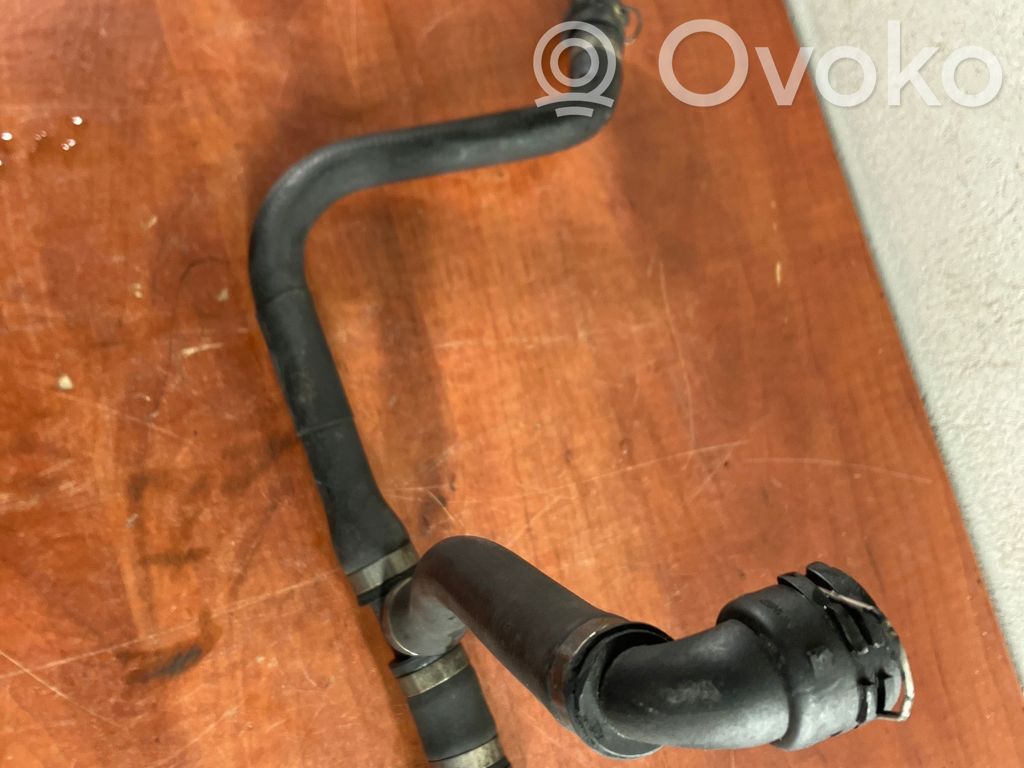 BMW 5 E60 E61 Engine coolant pipe/hose 