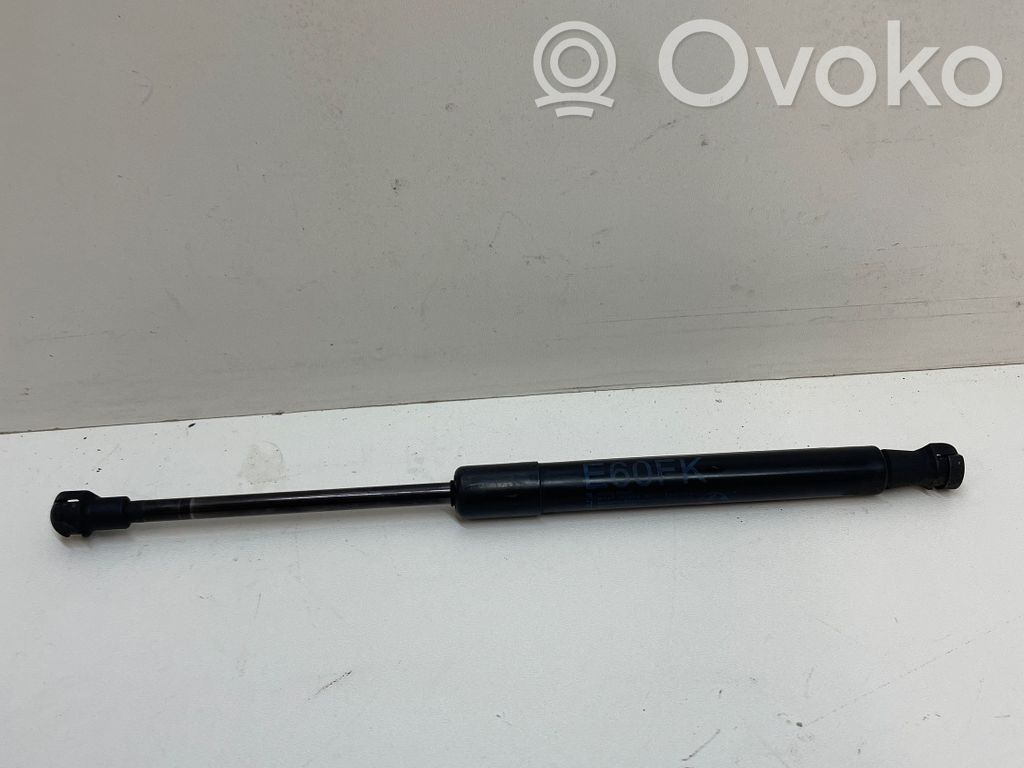 BMW 5 E60 E61 Front bonnet/hood damper/strut 
