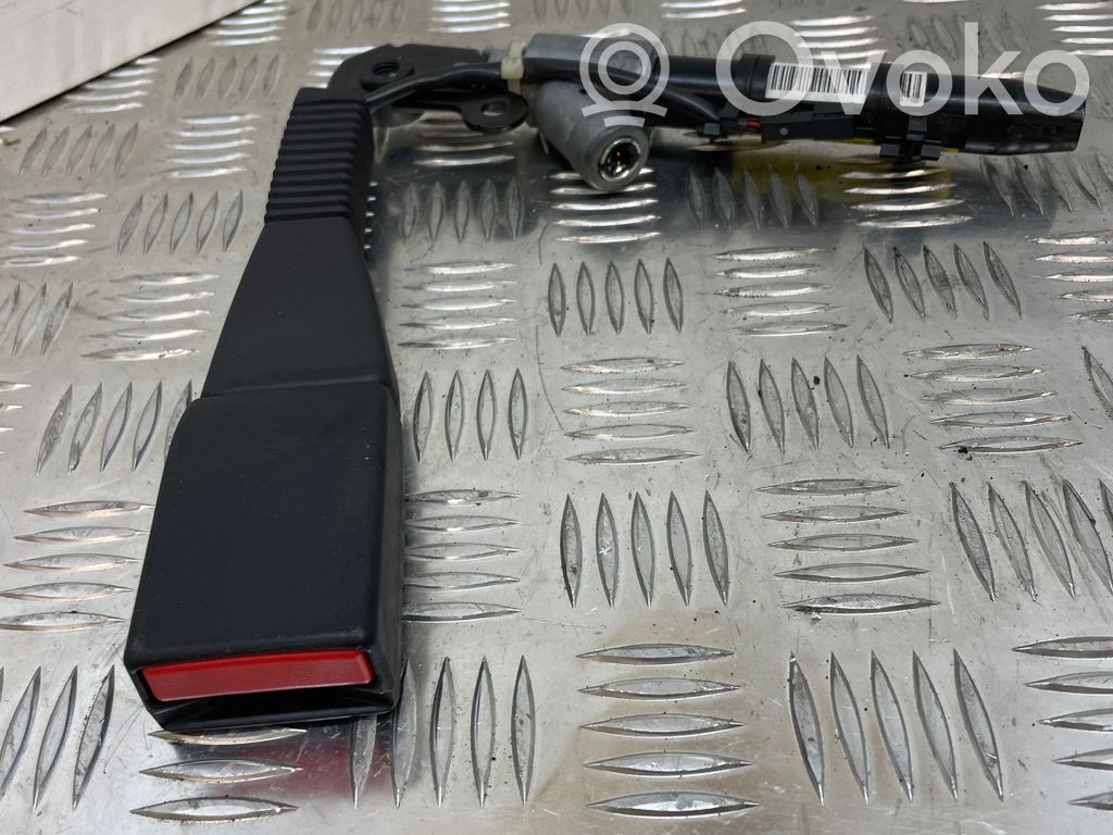 Hebilla del cinturón delantero   3065664,291074