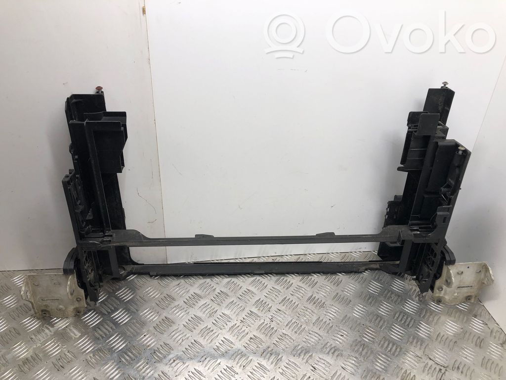 BMW 5 F10 F11 Panel mocowania chłodnicy 