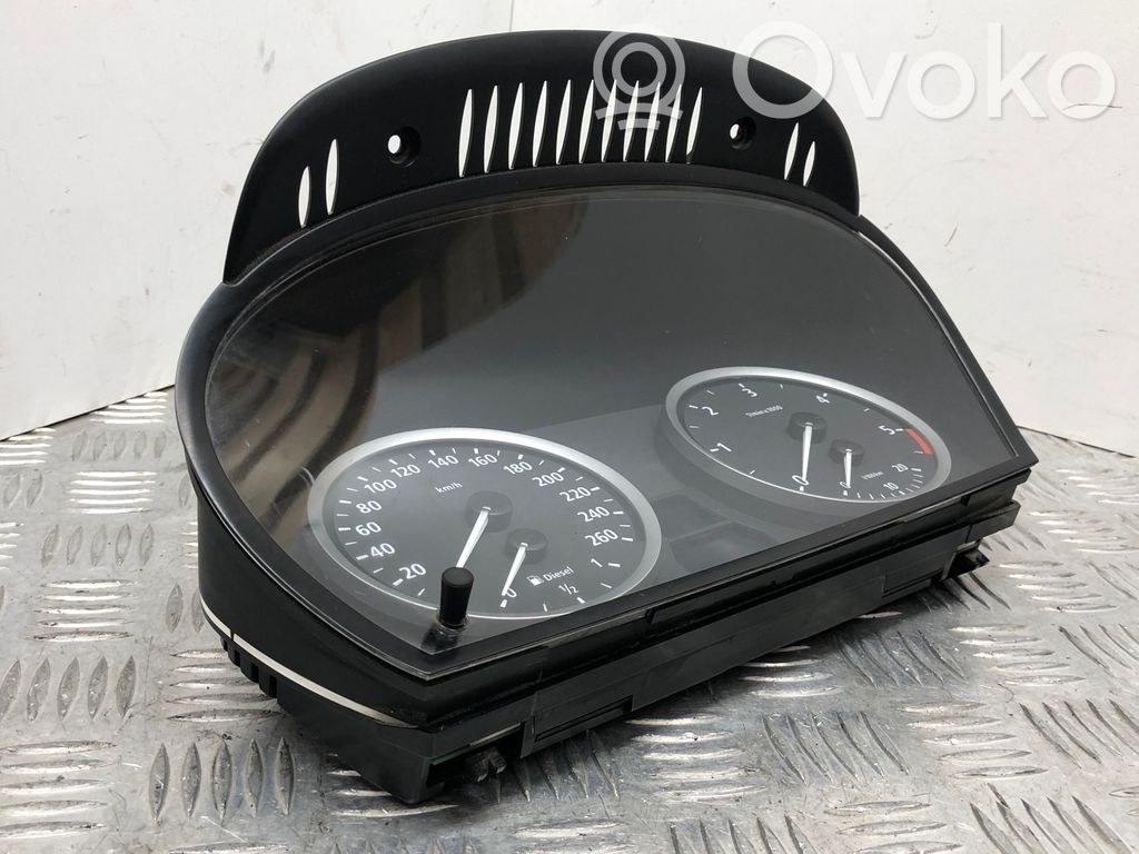 BMW 5 E60 E61 Speedometer (instrument cluster) 