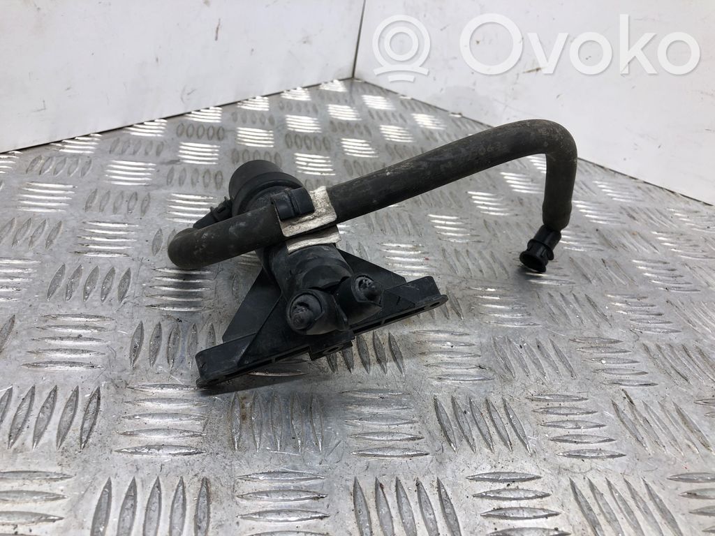 BMW 5 E60 E61 Dysza spryskiwacza lampy przedniej 