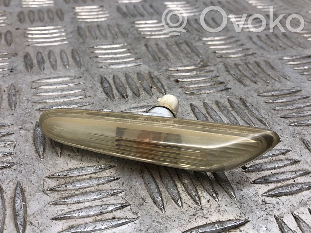 BMW 5 E60 E61 Front fender indicator light 