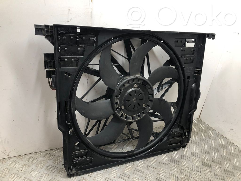 BMW 5 F10 F11 Elektryczny wentylator chłodnicy 