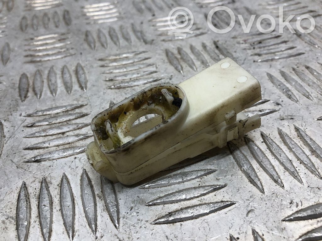 BMW 5 E60 E61 Battery tray heat shield 