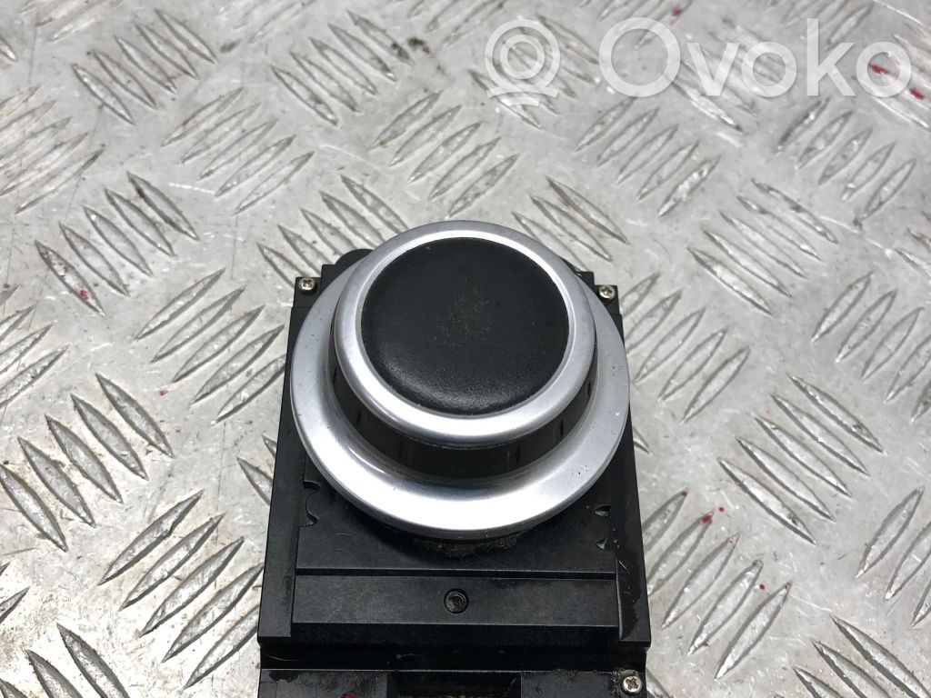 Multimedijos kontroleris   6944884,HW06SW0C
