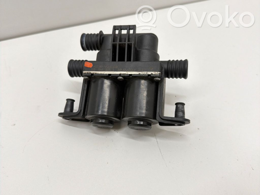 BMW 5 E60 E61 Apsildes radiatora vārsts (-i) 