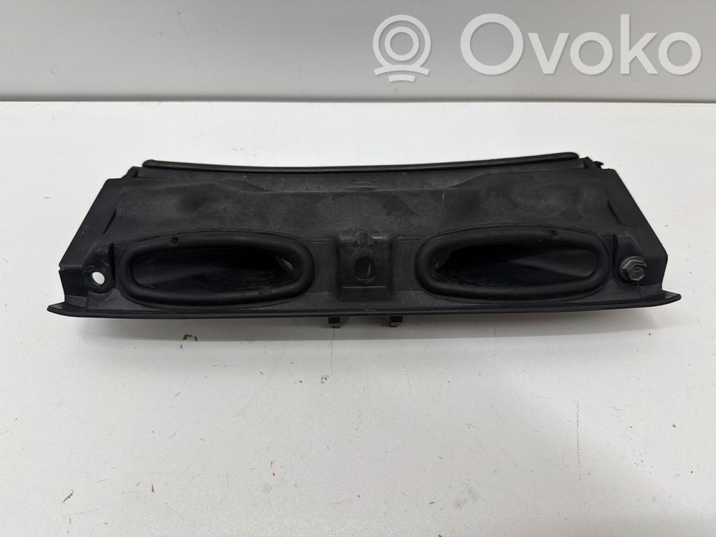 BMW 3 E90 E91 Wiper trim 