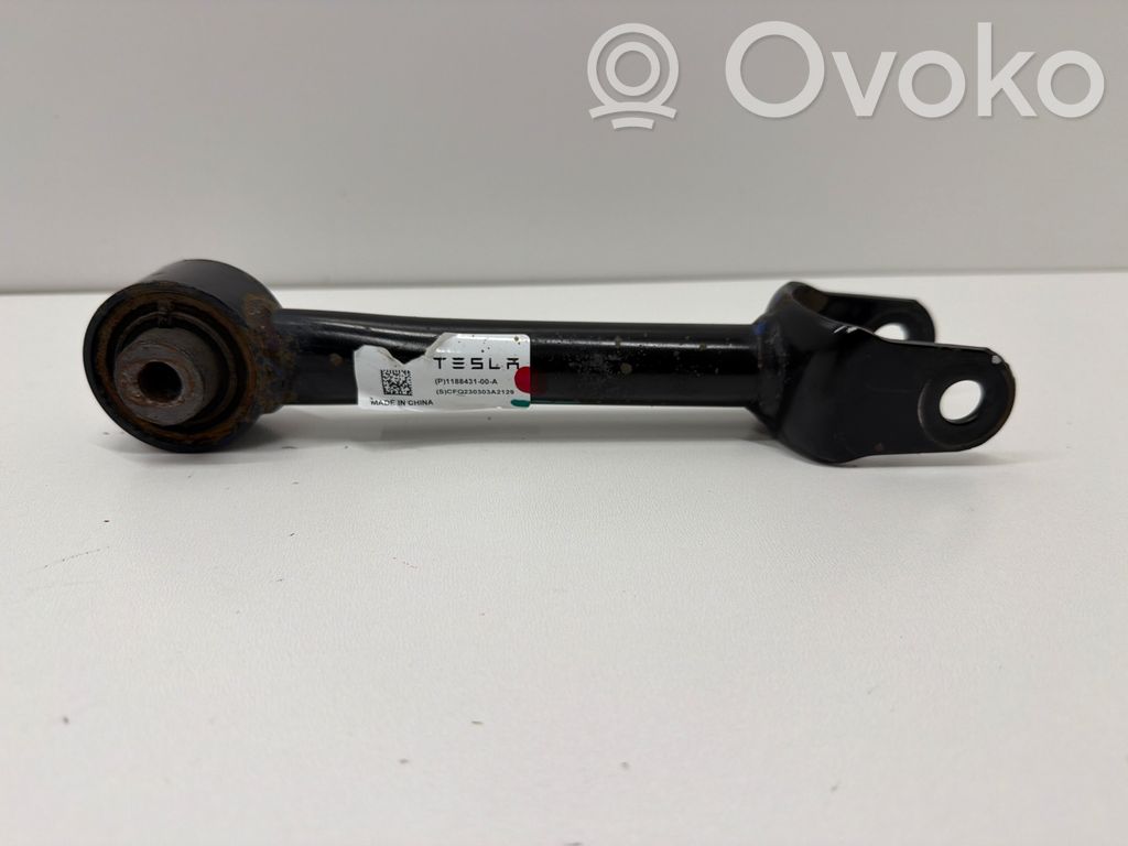 Tesla Model Y Querlenker Achsschenkel hinten 