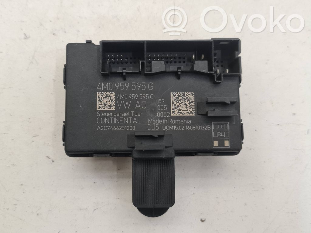 Audi Q7 4M Door control unit/module 