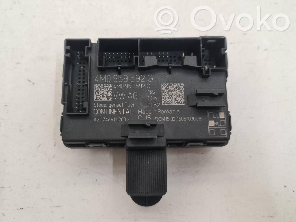 Audi Q7 4M Door control unit/module 