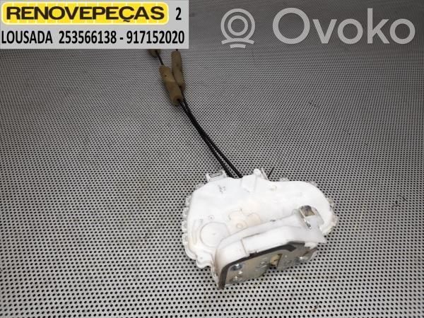 Honda Civic Takaoven lukko 