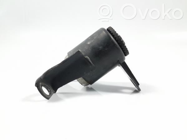 Ford Fiesta Engine mount bracket 