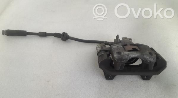 Fiat 500 Zacisk hamulcowy przedni 