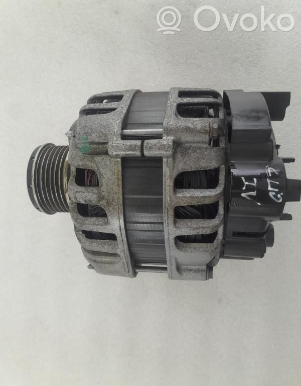 Renault Clio IV Alternator 