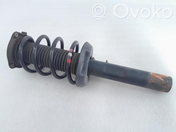 Volkswagen Scirocco Priekšpusē amortizators 