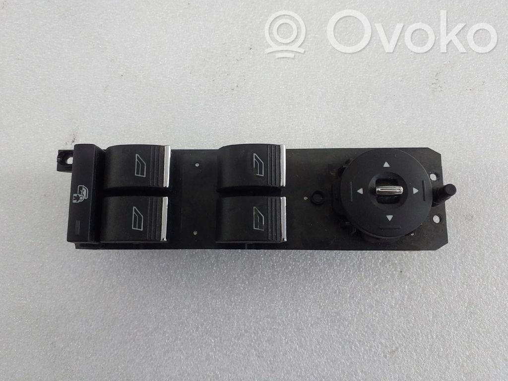 Ford C-MAX II Electric window control switch 