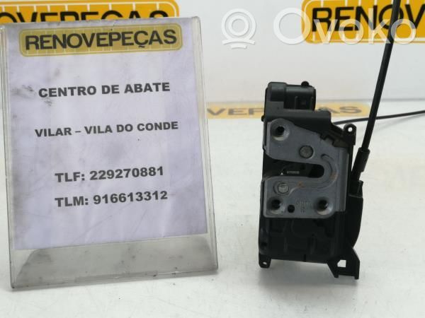 Front door lock   300127F