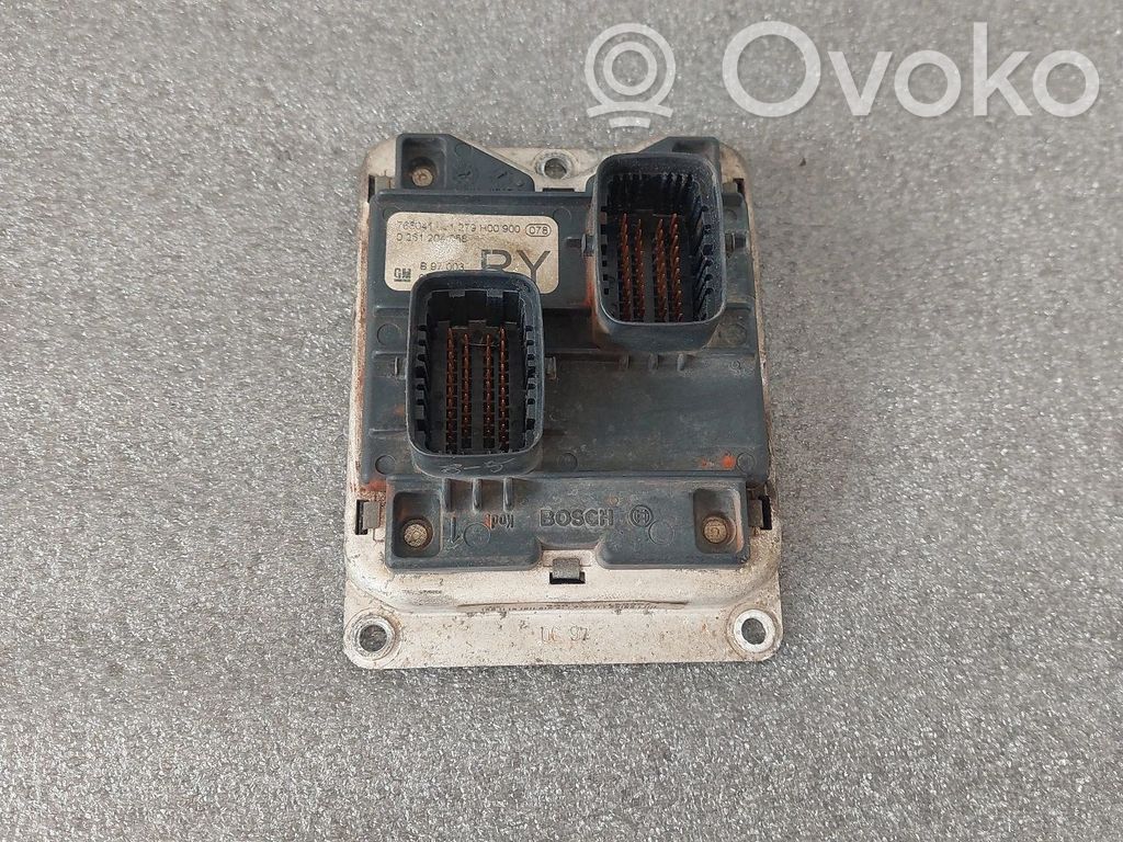 Opel Corsa B Engine control unit/module 