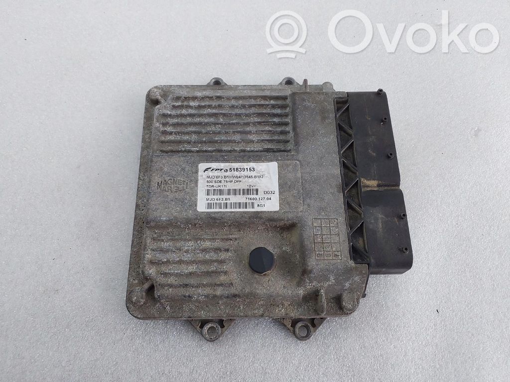 Fiat 500 Engine control unit/module 