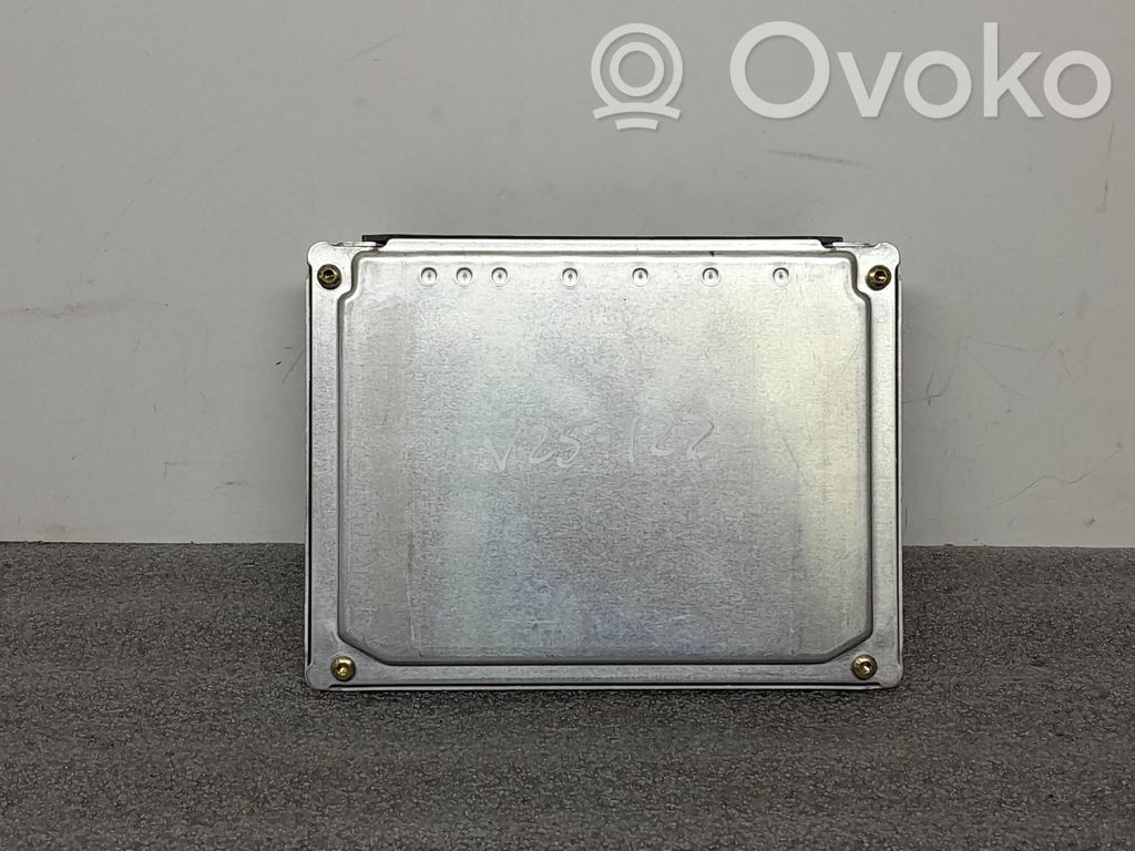 Dzinēja vadības bloks   098