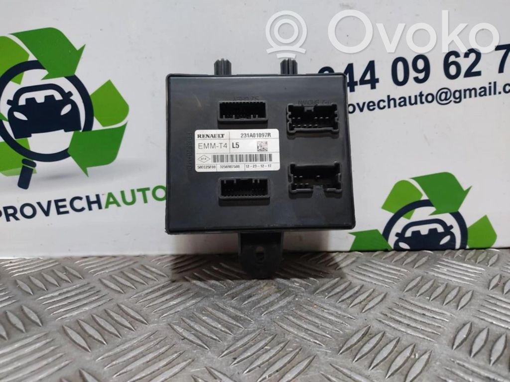 Renault Captur Engine control unit/module 