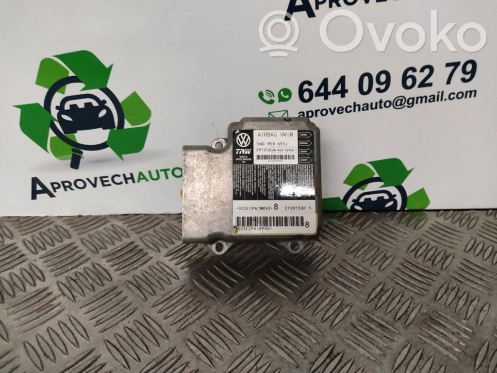 Seat Leon (1P) Airbag control unit/module 