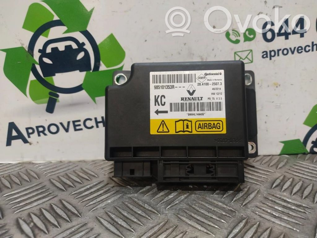 Renault Megane II Airbag control unit/module 