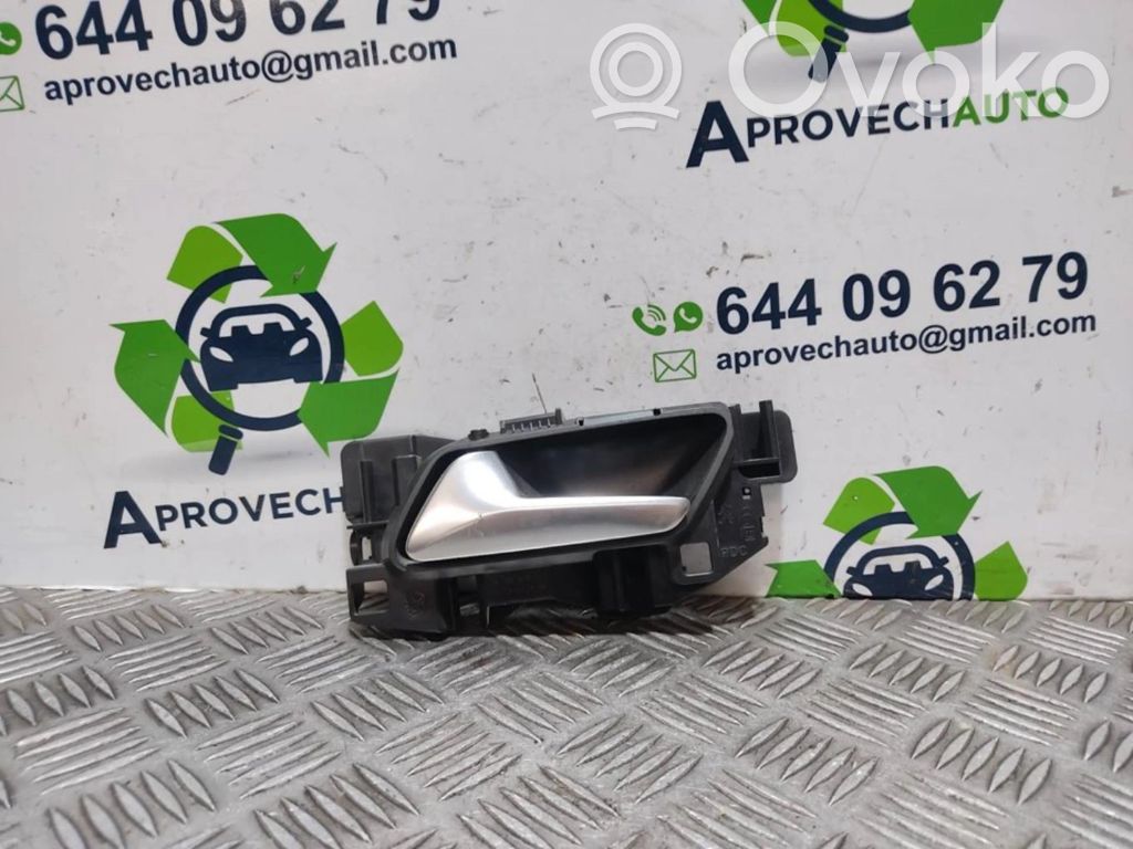 Citroen Berlingo Front door interior handle 