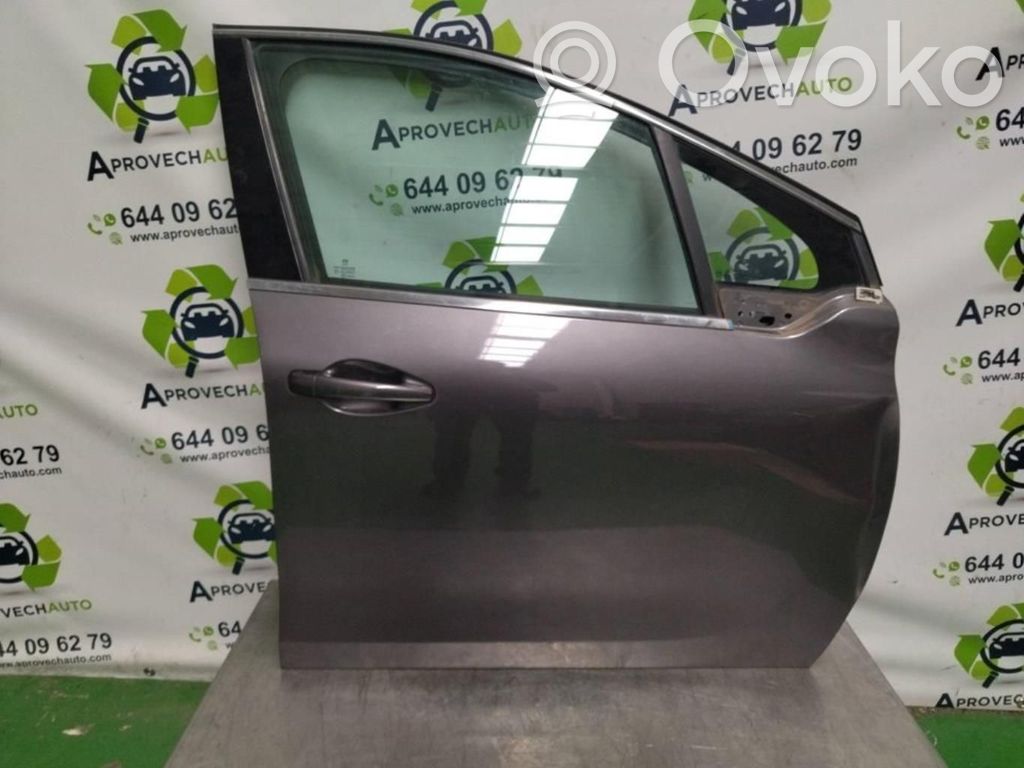 Peugeot 208 I Puerta delantera 