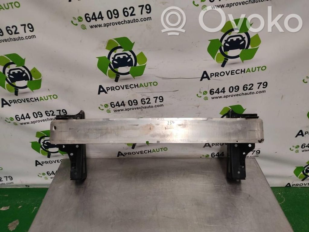 Opel Corsa D Etupuskurin reuna 