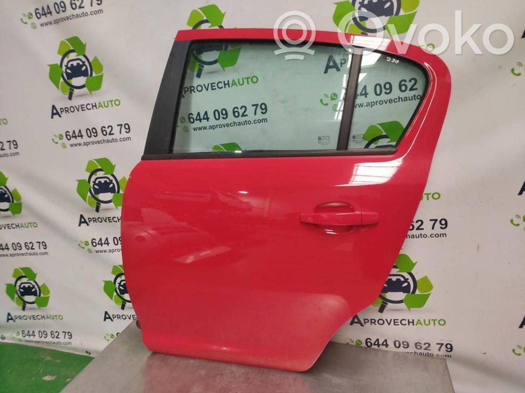 Opel Corsa D Galinės durys 