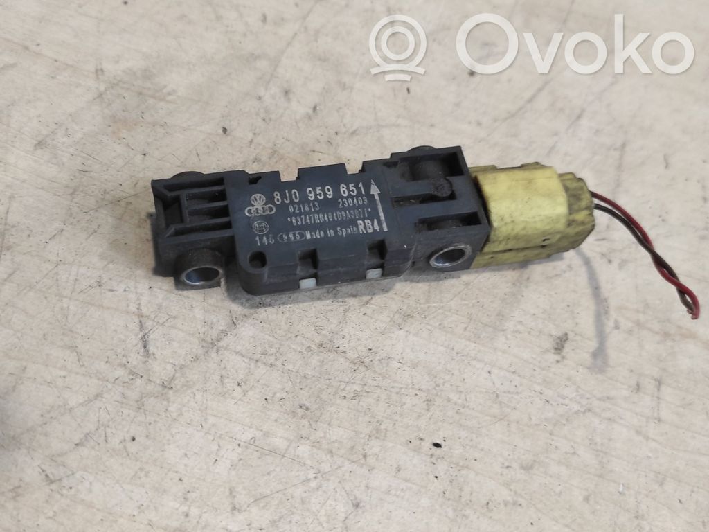 Audi A3 S3 8P Airbag deployment crash/impact sensor 