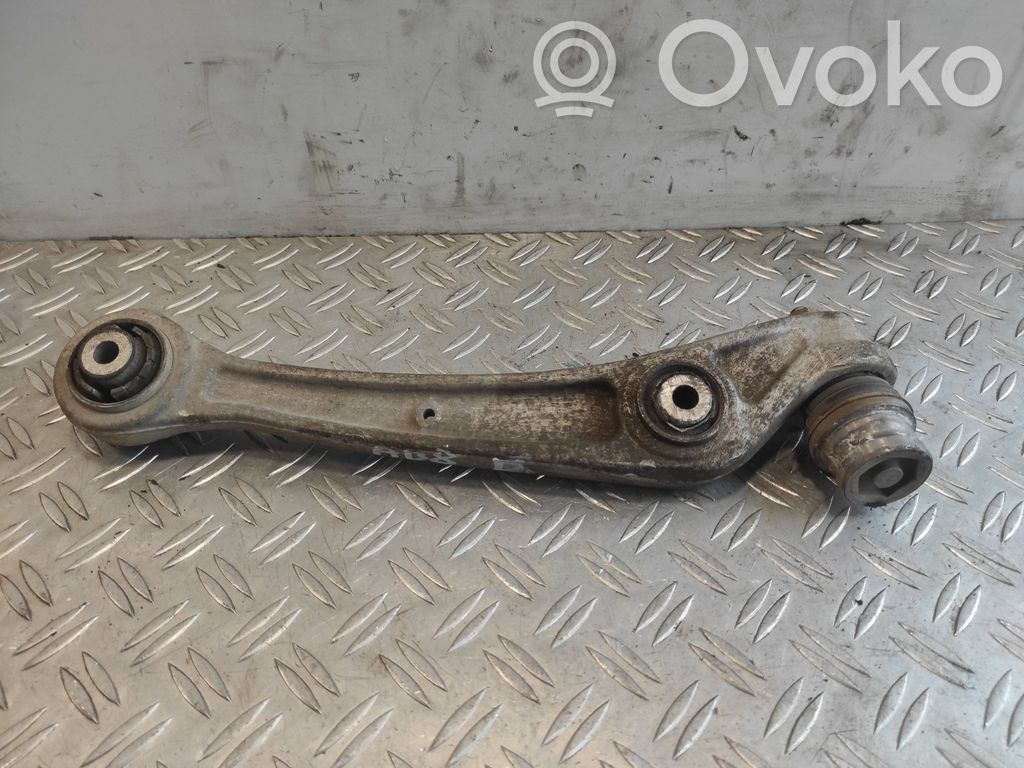 Audi A4 S4 B8 8K Svira 