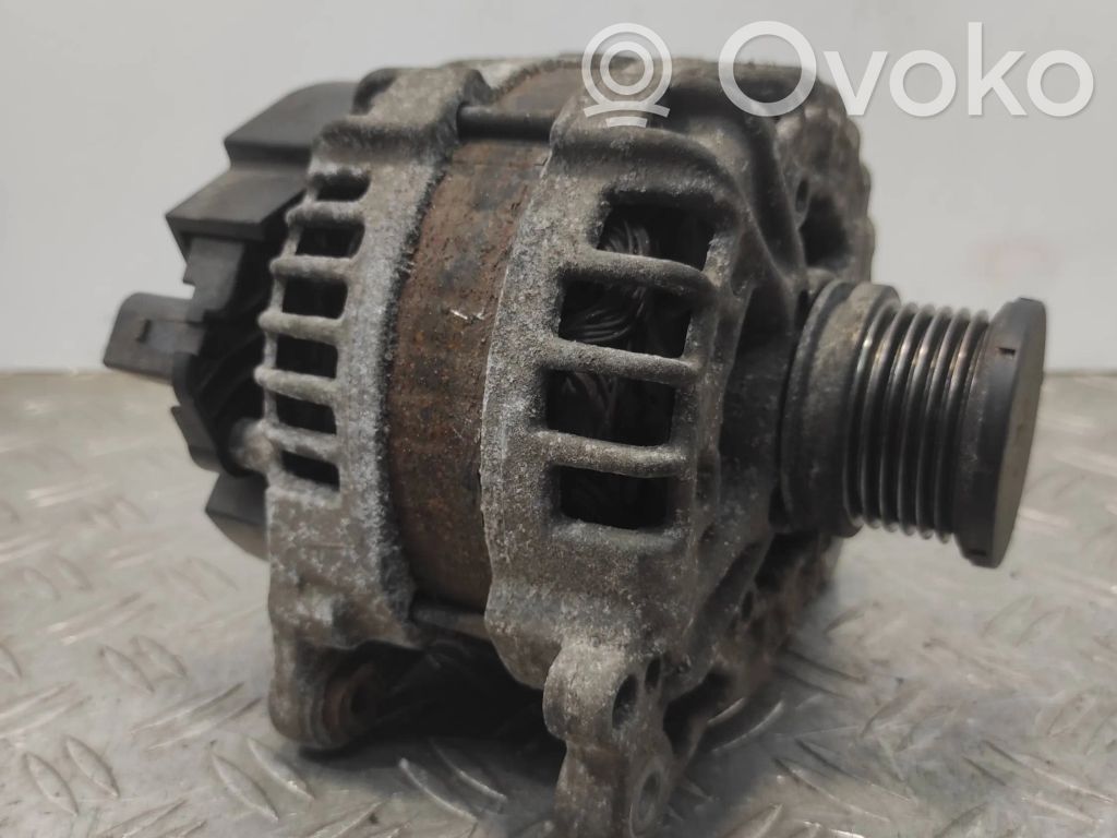 Audi A4 S4 B8 8K Ģenerators 