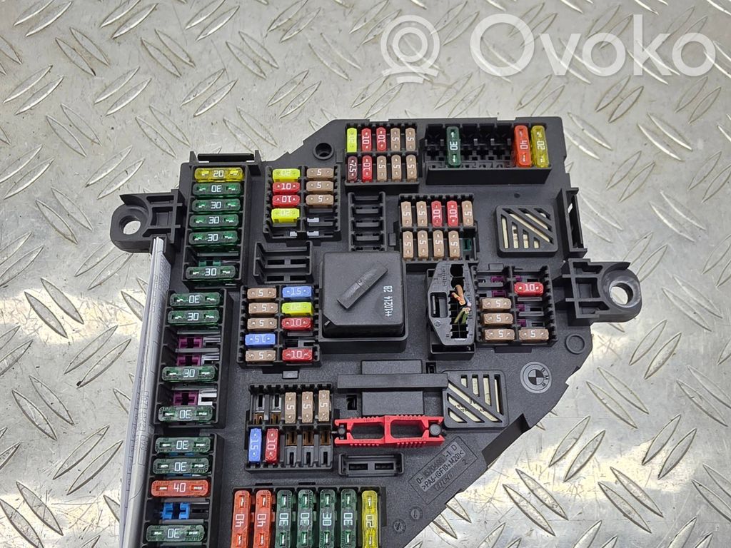 BMW 7 F01 F02 F03 F04 Drošinātāju bloks 