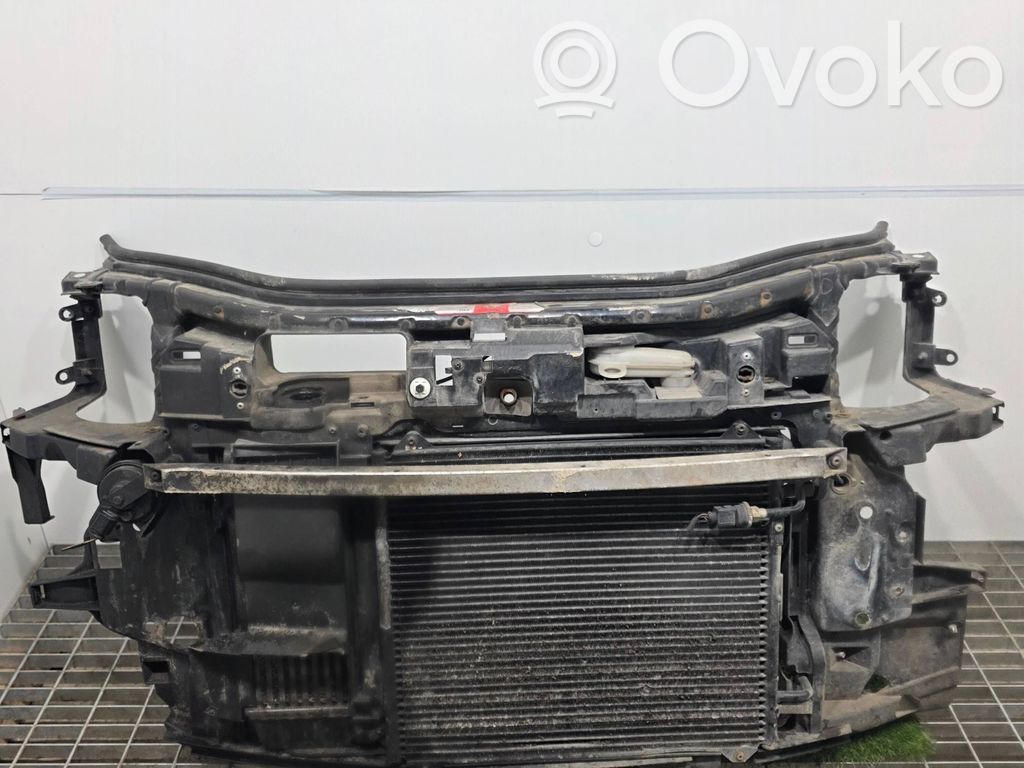 Audi A2 Radiatoru panelis 