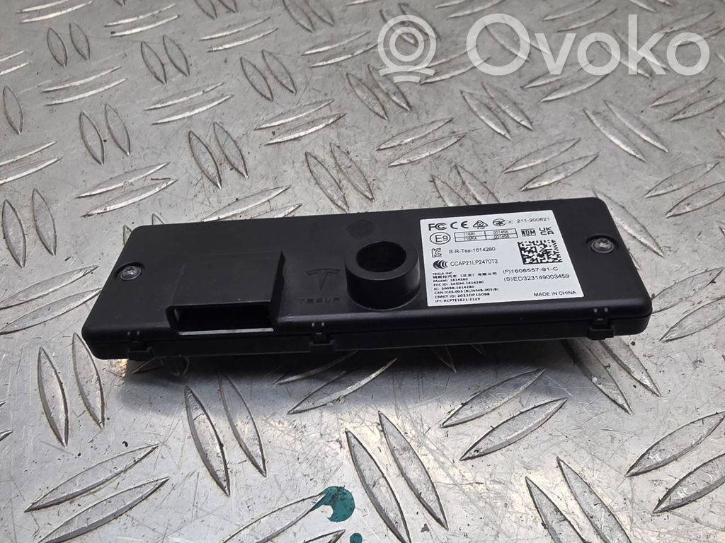 Tesla Model X Alarm control unit/module 