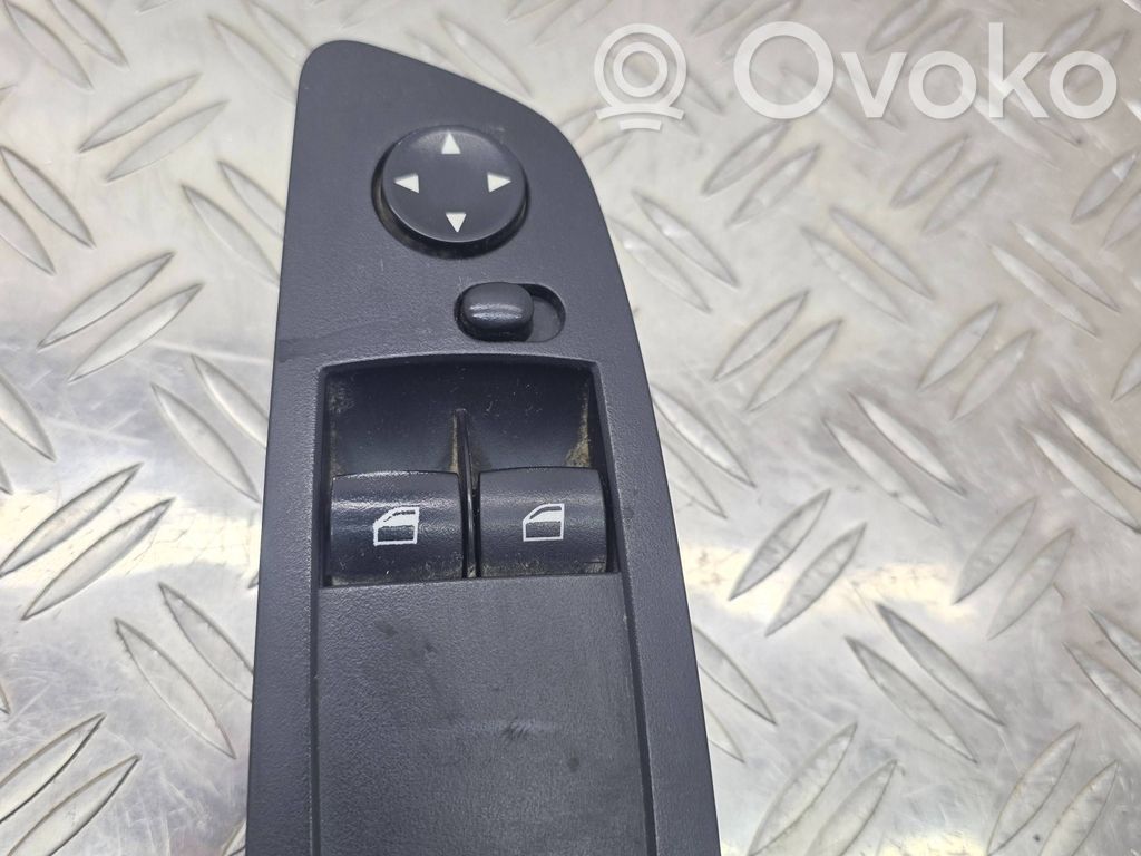 Electric window control switch   6970160