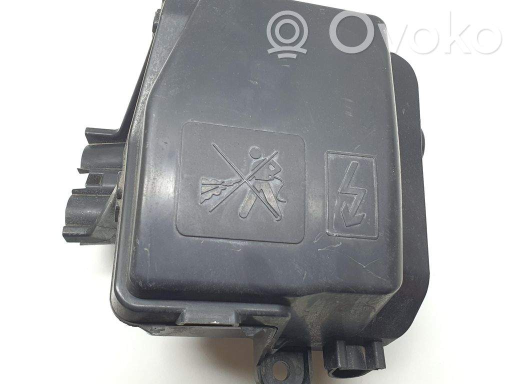 Renault Clio IV Sulakemoduuli 