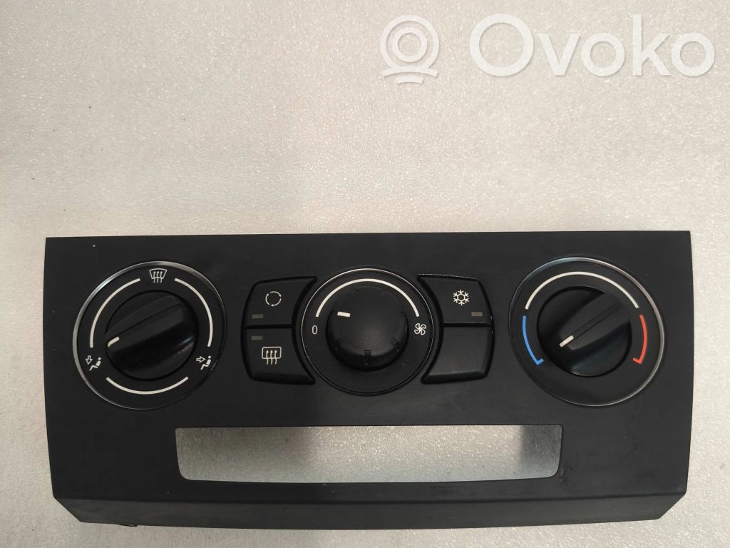 BMW 1 E81 E87 Climate control unit 