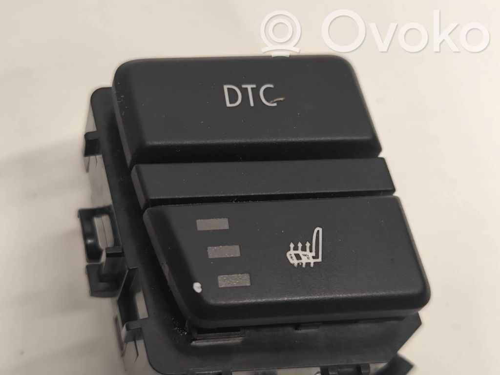 BMW 5 E60 E61 Seat heating switch 