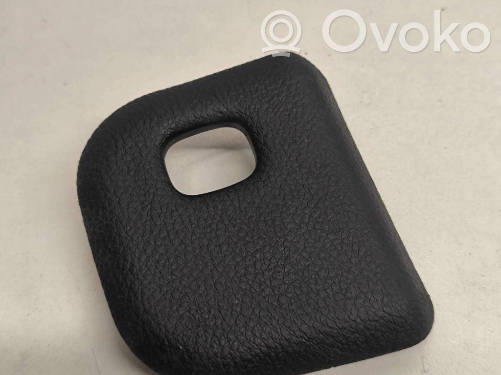 Jeep Grand Cherokee Kita salono detalė 