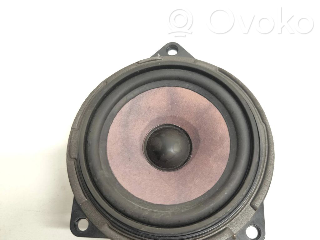BMW 1 E81 E87 Front door speaker 