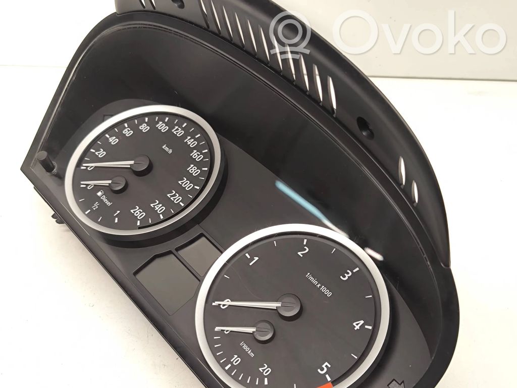 BMW 5 E60 E61 Nopeusmittari (mittaristo) 