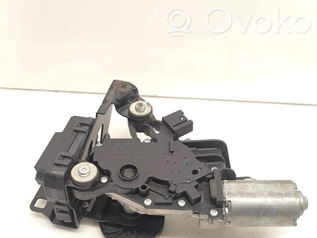 BMW 5 E60 E61 Takalasinpyyhkimen moottori 