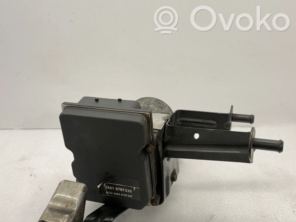 BMW 5 E60 E61 ABS Pump 