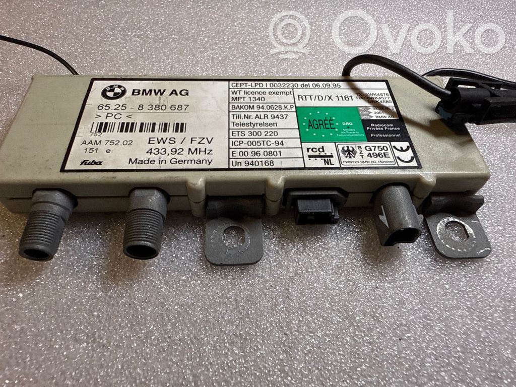 BMW 5 E39 Antenos stiprintuvas 