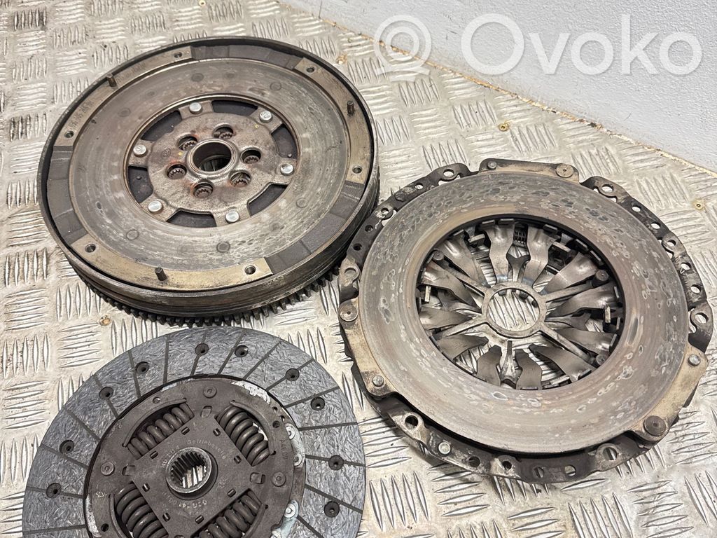 Audi A4 S4 B7 8E 8H Sprzęgło / Komplet 